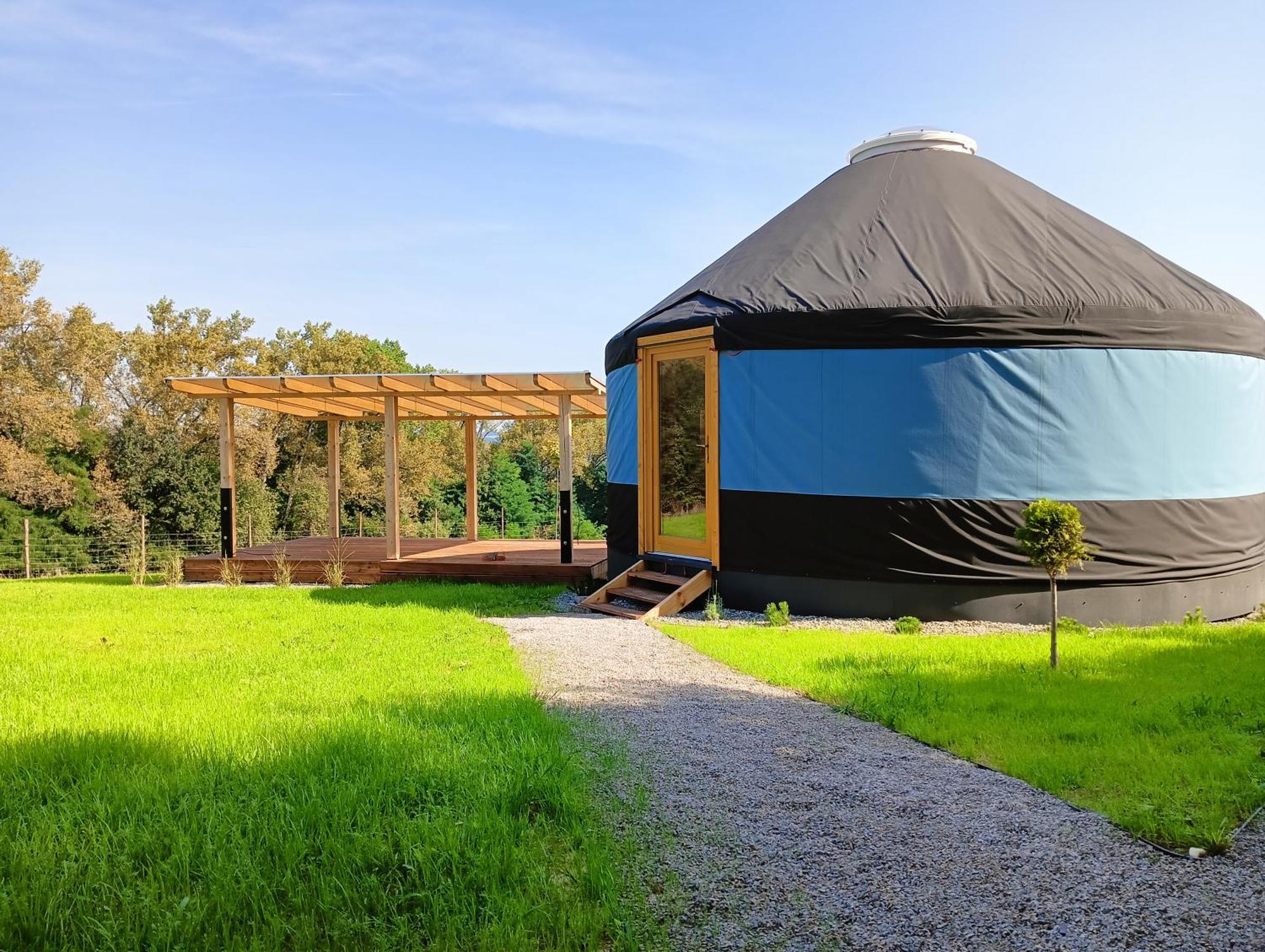 Luksusowy namiot Glamping Pogorzany - Jurty Zabierzow
