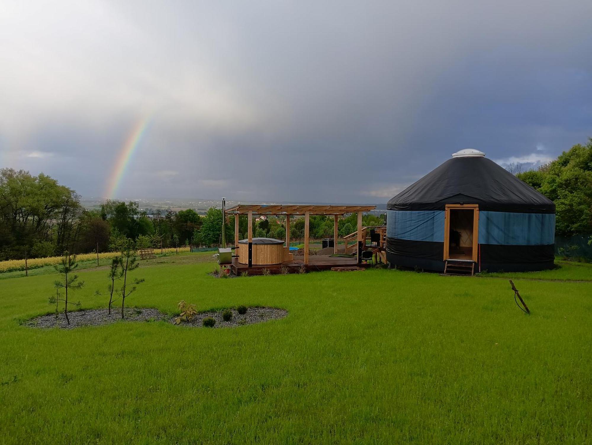 Luxury tent Glamping Pogorzany - Jurty