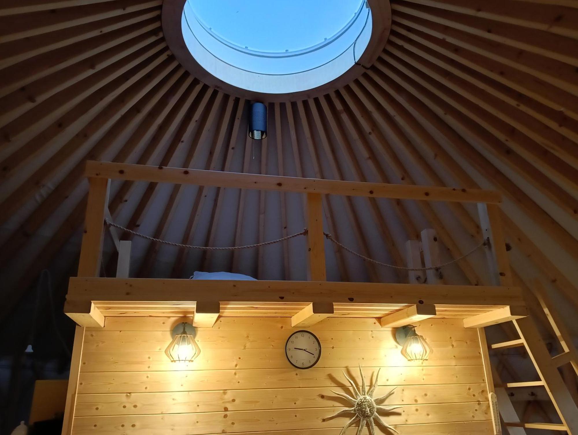 Luksusowy namiot Glamping Pogorzany - Jurty *