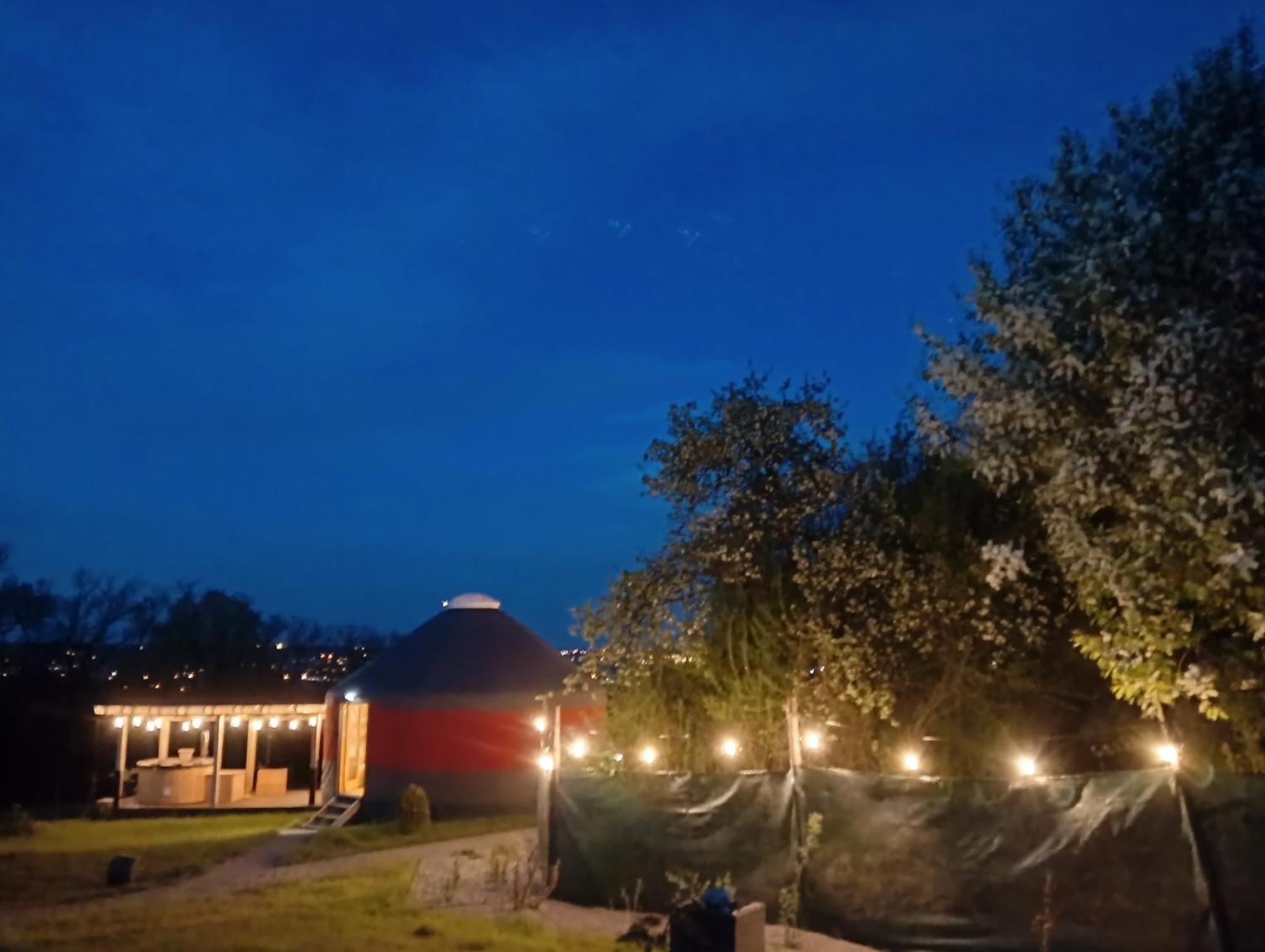 Glamping Glamping Pogorzany - Jurty